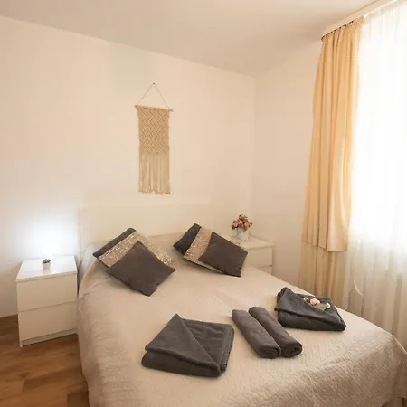Medvalakio Apartamentai Su Parkingu Apartment Palanga
